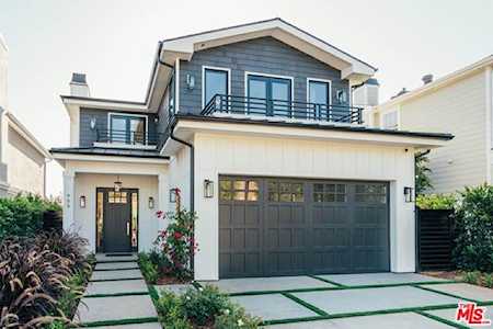 955 Hartzell Street Pacific Palisades, CA 90272