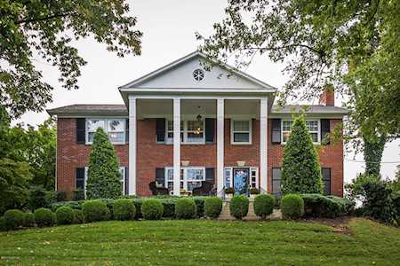 1101 Old Cannons Ln Louisville, KY 40207