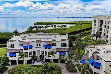 2010 Harbourside Dr #2001 Longboat Key, FL 34228