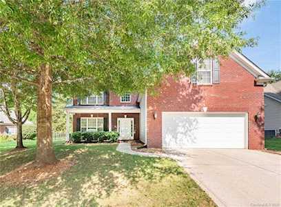 1002 Guilford Ct Indian Trail, NC 28079