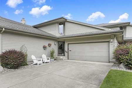 724 W Briar Cliff Ct Spokane, WA 99218