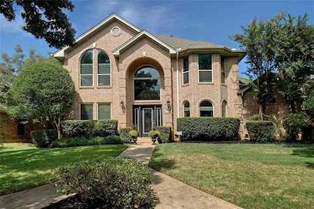 3036 Creekview Drive Grapevine, TX 76051