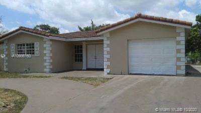 3621 NW 33rd Ave Lauderdale Lakes, FL 33309