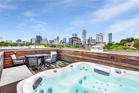 1010 W 10th ST #305 Austin, TX 78703