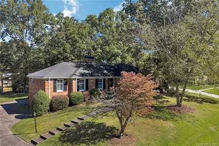 3521 School House Ln Charlotte, NC 28226