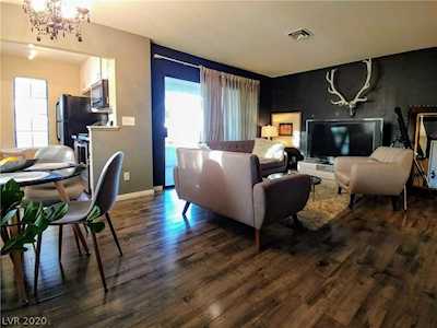 4865 Torrey Pines Dr #204 Las Vegas, NV 89103