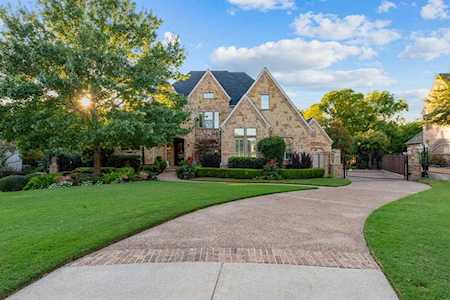 1201 Kirkcaldy Court Southlake, TX 76092