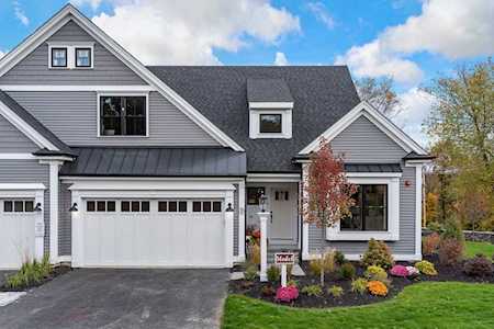 13 Wyman Farm #26 Shrewsbury, MA 01545