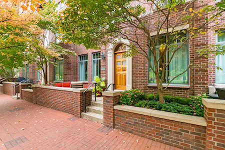 250 Daniel Burnham Square Columbus, OH 43215