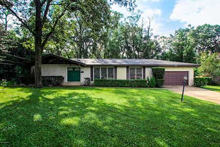 8162 Parkridge Cir Jacksonville, FL 32211