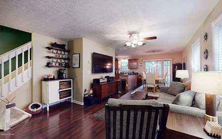 8506 Grand Neptune Dr Louisville, KY 40228