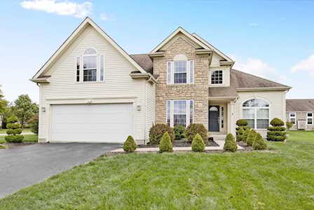 6548 Beaumont Square Lewis Center, OH 43035