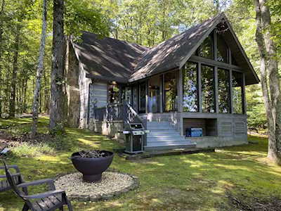 1626 Clifftops Ave Monteagle, TN 37356