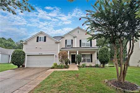8938 Raven Park Dr Charlotte, NC 28216