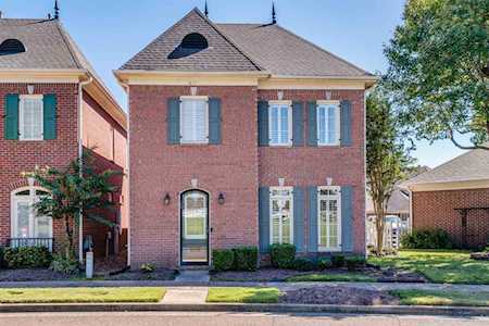831 Schilling Farm Cir Collierville, TN 38017