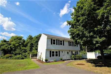 7 Bentley Cir #7 Methuen, MA 01844