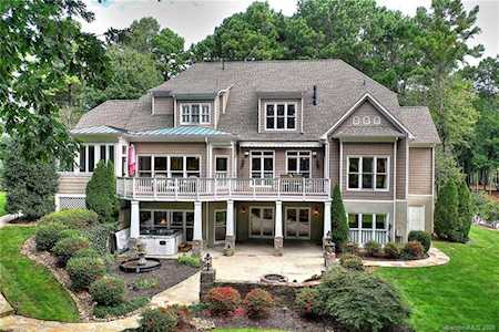 132 Great Point Dr Mooresville, NC 28117