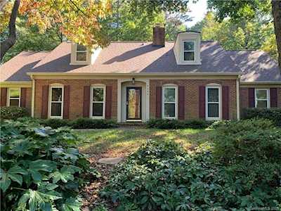 9600 Riddick Place Matthews, NC 28105