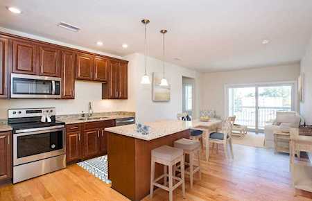 2205 Pennington Drive #2205 Walpole, MA 02081