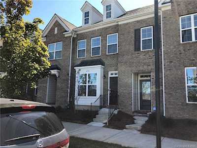 6933 Walnut Branch Ln Charlotte, NC 28277