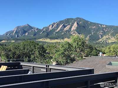 1832 Pearl St Boulder, CO 80302