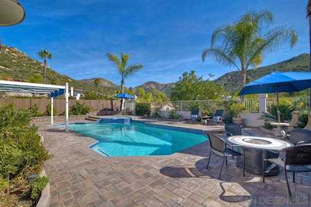 13593 Spruce Lane Poway, CA 92064