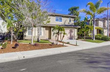 377 Edgewater Dr San Marcos, CA 92078