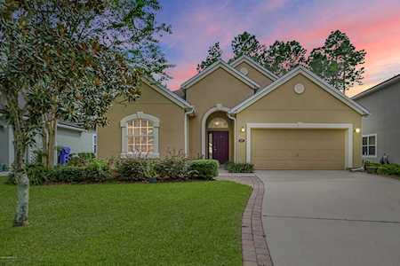 137 Thornloe Dr St Johns, FL 32259