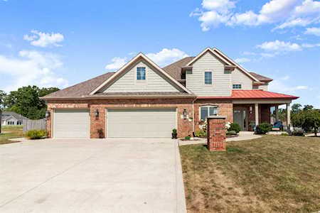 11202 Blackwood Cove Roanoke, IN 46783