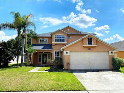3704 Shawn CIRCLE Orlando, FL 32826