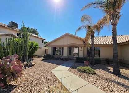 8669 W Meadow Drive Peoria, AZ 85382