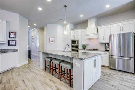 412 Balmora Way Roanoke, TX 76262