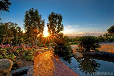 15805 Lime Grove Rd Poway, CA 92064