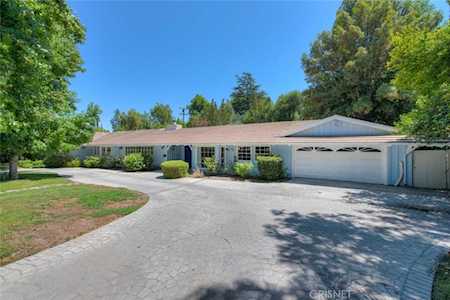 4950 Winnetka Avenue Woodland Hills, CA 91364