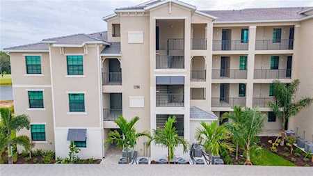 17704 Gawthrop Dr #201 Bradenton, FL 34211