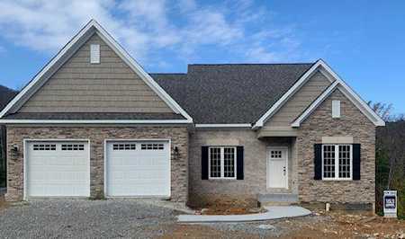 7067 Fairway Ridge Roanoke, VA 24018