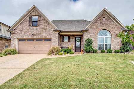 8792 Stony Glen Dr Bartlett, TN 38133