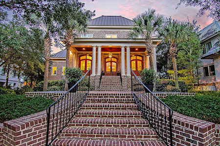 469 Creek Landing St Charleston, SC 29492