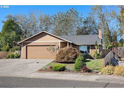 4263 Addy Loop Washougal, WA 98671