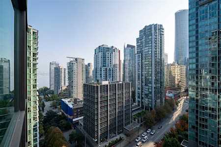 1331 Alberni Street #1901 Vancouver, BC V6E 4S1