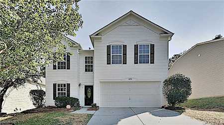 13944 Pinyon Pine Ln Charlotte, NC 28215