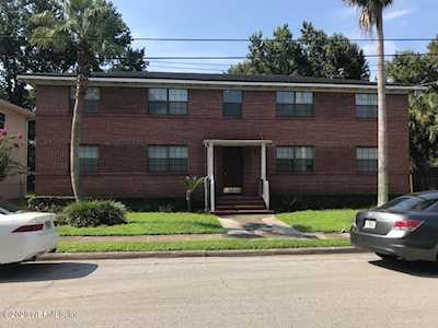 3126 Belden Cir Jacksonville, FL 32207