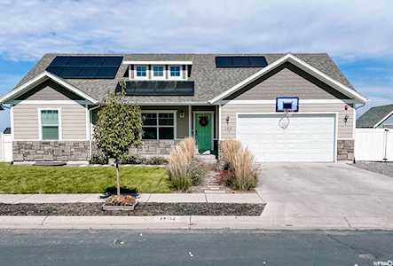 156 W Deer Creek Trl N Trl Elk Ridge, UT 84651