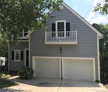 6013 Coaching Inn Ct Charlotte, NC 28270