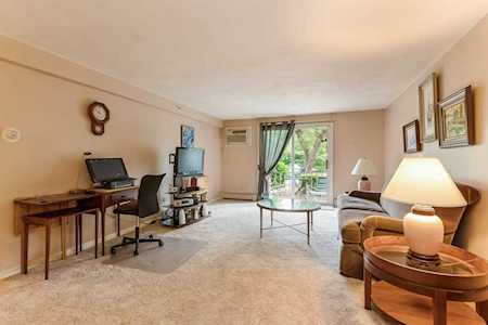 56 Townsend St #C20 Abington, MA 02351
