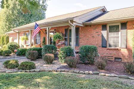 1016 Banks Dr Greenbrier, TN 37073