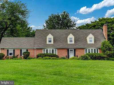 1 Yorkview Dr Lutherville Timonium, MD 21093