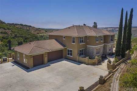 1221 Clos Duval Bonsall, CA 92003