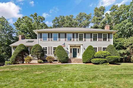 25 Valleyfield Street Lexington, MA 02421