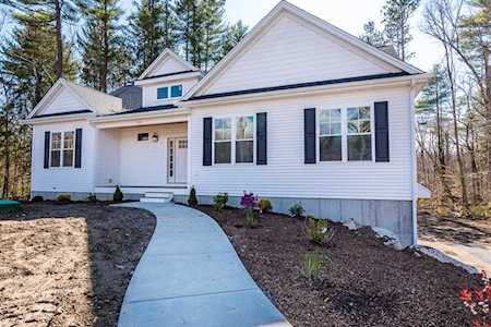 25 Cooper Farm Attleboro, MA 02703